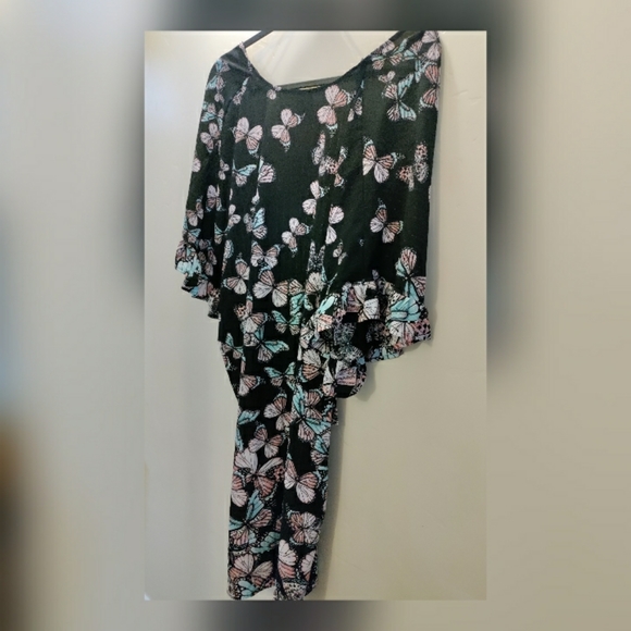 NWT Butterfly Cover Up - Picture 3 of 3